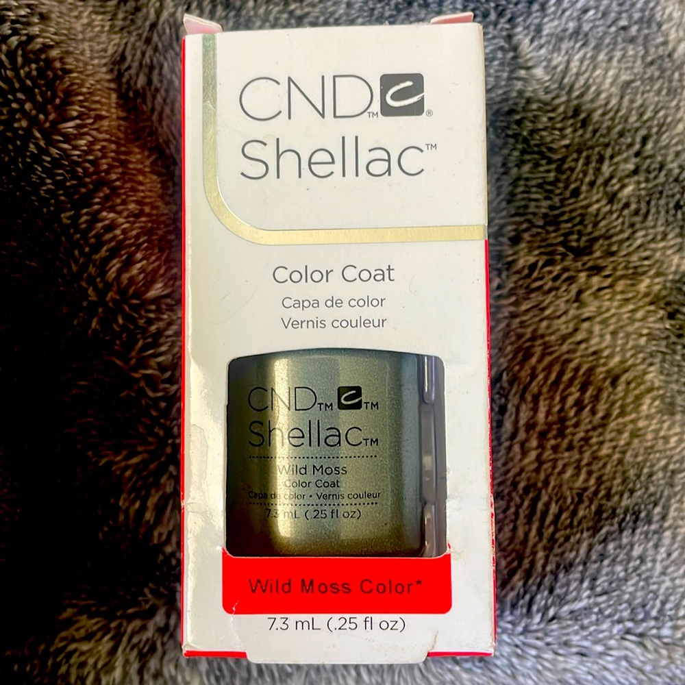 CND shellac, wild moss color, brand new gel polish